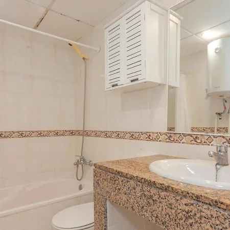 Apartman Biniforcat 21 *