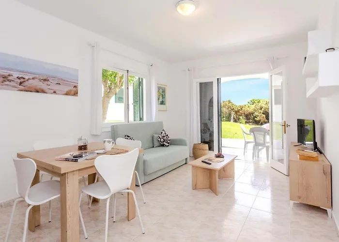 Appartement Biniforcat 21 *